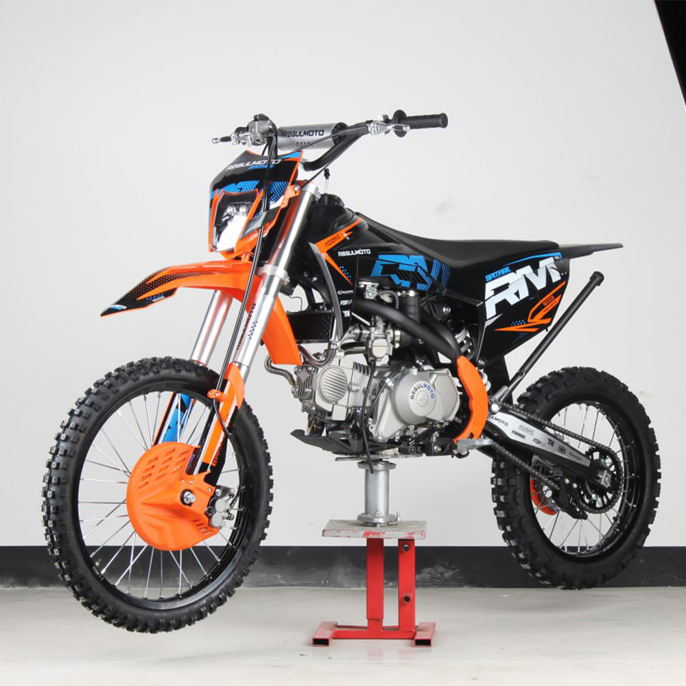 Питбайк Regulmoto SPITFIRE PRO 19/16, 140cc (Черный/ оранжевый, , 204813-1) Питбайк Regulmoto SPITFIRE PRO 19/16, 140cc (Черный/ оранжевый, , 204813-1)