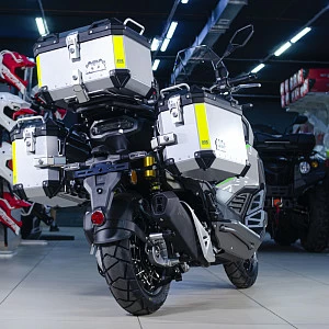 Скутер Regulmoto XDV ADVENTURE 300CC 4T в комплекте с кофрами (LJ300T-18) EFI (Серый) Скутер Regulmoto XDV ADVENTURE 300CC 4T в комплекте с кофрами (LJ300T-18) EFI (Серый)