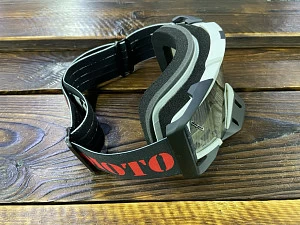 Очки для мотокросса МХ101, серебристая зеркальная линза (черн/бел) Очки для мотокросса МХ101, серебристая зеркальная линза (черн/бел)