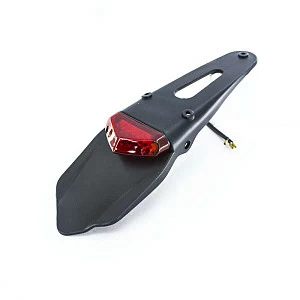 Крыло заднее с стоп сигналом CH-2024-2 DRIVEPARTS Крыло заднее с стоп сигналом CH-2024-2 DRIVEPARTS