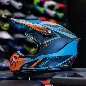 Внедорожный шлем Airoh Twist 3 Shard Внедорожный шлем Airoh Twist 3 Shard