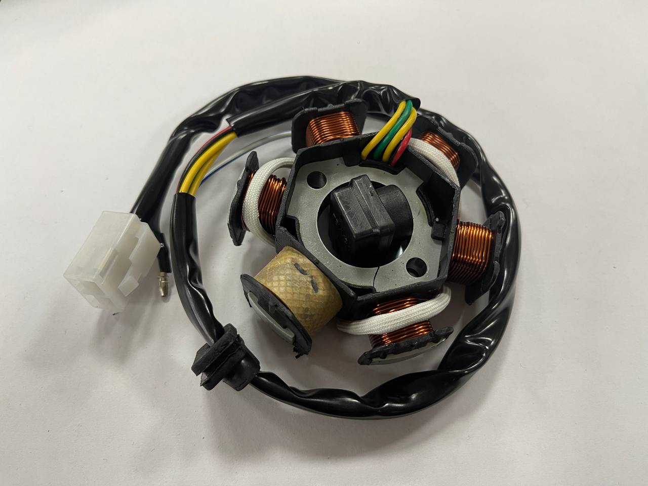 Генератор ALPHA 110 cм3 6 катушек с фишкой Генератор ALPHA 110 cм3 6 катушек с фишкой