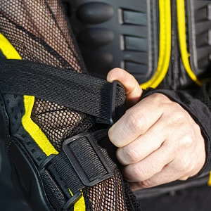 Черепаха защитная ATAKI SC-P114 (черн/кисл желт, M) Черепаха защитная ATAKI SC-P114 (черн/кисл желт, M)