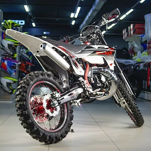 Мотоцикл эндуро ROCKOT GS FIVE Burnout (250cc 2T, MT250, 21/18) Мотоцикл эндуро ROCKOT GS FIVE Burnout (250cc 2T, MT250, 21/18)