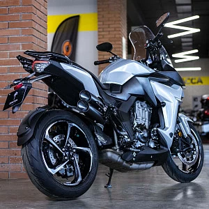 Мотоцикл ZONTES ZT350-X1 (4T ZT184MP EFI) 17/17 (2023 г.) ПТС (серебристый) Мотоцикл ZONTES ZT350-X1 (4T ZT184MP EFI) 17/17 (2023 г.) ПТС (серебристый)