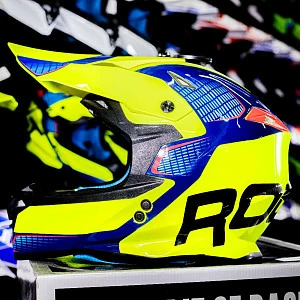 Шлем кроссовый ROCKOT RM-217 Evo GL (желт/черн/красн глянц, XL) Шлем кроссовый ROCKOT RM-217 Evo GL (желт/черн/красн глянц, XL)