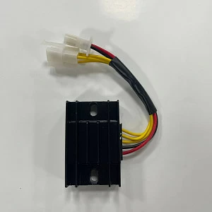 Реле-регулятор напряжения 12V (2фиш.; конт: 2-2, 2-1) Реле-регулятор напряжения 12V (2фиш.; конт: 2-2, 2-1)