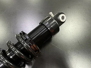 Амортизатор задний Sport 003 Pro, TE регулируемый, 2 отверстия Амортизатор задний Sport 003 Pro, TE регулируемый, 2 отверстия