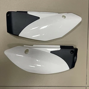 Боковые обтекатели задние (пара) питбайк TTR125 белый Боковые обтекатели задние (пара) питбайк TTR125 белый