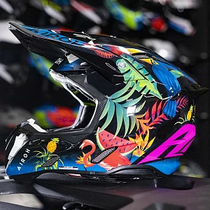 Внедорожный шлем Airoh Twist 3 Amazonia Внедорожный шлем Airoh Twist 3 Amazonia