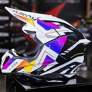 Внедорожный шлем Airoh Twist 3 Rainbow Glossy (бел/роз/черн глянц, XXL) Внедорожный шлем Airoh Twist 3 Rainbow Glossy (бел/роз/черн глянц, XXL)