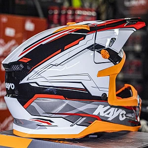 Шлем кроссовый ATAKI SC-18 KAYO (бел/сер/красн глянц, XL) Шлем кроссовый ATAKI SC-18 KAYO (бел/сер/красн глянц, XL)