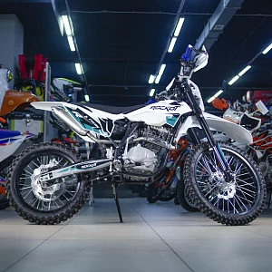 Мотоцикл эндуро ROCKOT R5 Cyclone (250сс, 169FMM, 21/18) Мотоцикл эндуро ROCKOT R5 Cyclone (250сс, 169FMM, 21/18)